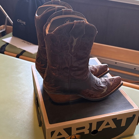 Ariat Rich Brown Leather Square Toe Cowboy Boots 9” height size 10 - Picture 3 of 6